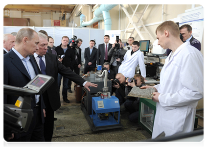 Prime Minister Vladimir Putin visits the Institute of Non-Destructive Testing at Tomsk Polytechnic University|25 january, 2012|12:50