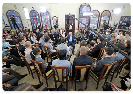 Prime Minister Vladimir Putin meets with university students in Tomsk|25 january, 2012|15:04