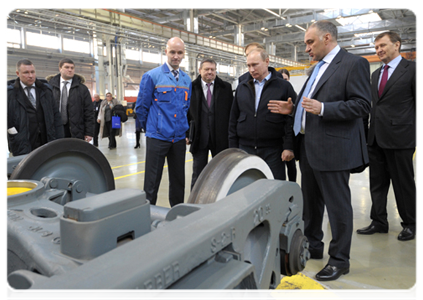 Prime Minister Vladimir Putin visits the Tikhvin train carriage factory|30 january, 2012|17:37