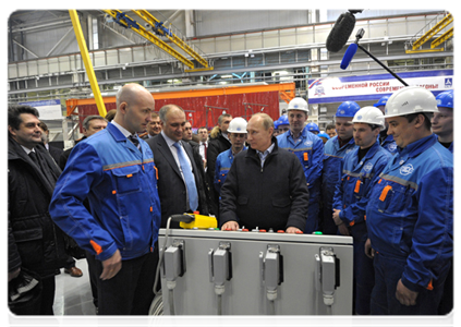 Prime Minister Vladimir Putin visits the Tikhvin train carriage factory to attend the launch ceremony for serial production|30 january, 2012|17:40