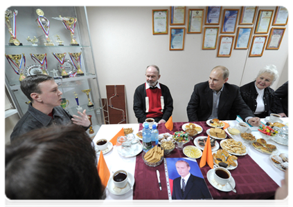 Prime Minister Vladimir Putin visits a sport and adaptive school for mentally challenged and disabled children and teenagers|31 january, 2012|18:56