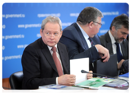 Minister of Regional Development Viktor Basargin at a meeting on Russian livestock farming in Tambov|31 january, 2012|19:23