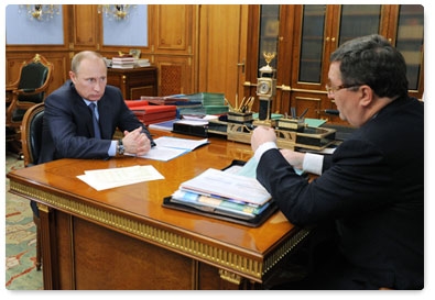 Prime Minister Vladimir Putin meets with Tambov Region Governor Oleg Betin