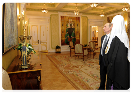 Prime Minister Vladimir Putin visiting St Daniel Monastery to congratulate Patriarch Kirill of Moscow and All Russia on the third anniversary of his enthronement|1 february, 2012|20:09