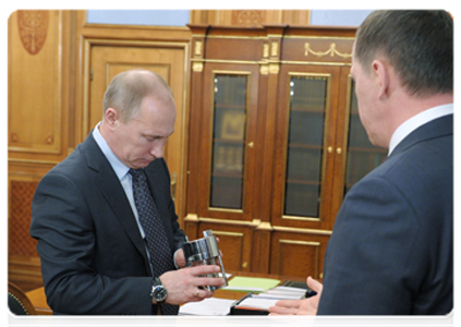 Prime Minister Vladimir Putin meeting with Minister of Natural Resources and Environment Yury Trutnev|10 february, 2012|14:38