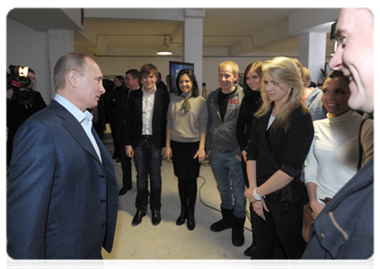 Prime Minister Vladimir Putin visits the construction site of Moscow Youth Centre KVN Planet, talks with participants of KVN Major and Premier Leagues|11 february, 2012|11:37