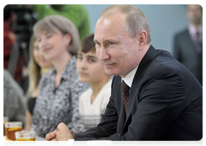 Prime Minister Vladimir Putin visits Secondary School No. 7 and meets with the school council|13 february, 2012|18:26