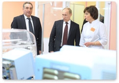 At the end of his working trip to the Kurgan Region, Vladimir Putin visits the regional perinatal centre under construction