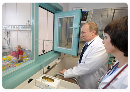 Prime Minister Vladimir Putin at the Dima Rogachyov Federal Research and Clinical Centre of Children's Hematology, Oncology and Immunology on February 15, International Childhood Cancer Day|15 february, 2012|15:49