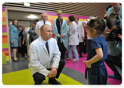 Prime Minister Vladimir Putin at the Dima Rogachyov Federal Research and Clinical Centre of Children's Hematology, Oncology and Immunology on February 15, International Childhood Cancer Day|15 february, 2012|18:12
