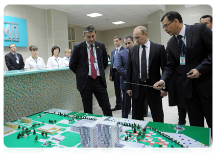 Prime Minister Vladimir Putin on a visit to an accident and emergency hospital|15 february, 2012|20:21