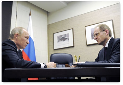 Prime Minister Vladimir Putin  meets with Novosibirsk Region Governor Vasily Yurchenko