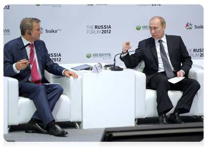 Prime Minister Vladimir Putin and Sberbank Chairman and CEO German Gref at the Russia 2012 investment forum|2 february, 2012|15:34
