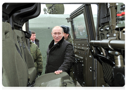 Prime Minister Vladimir Putin visited the 5th Guards Tamanskaya Separate Motorised Brigade|22 february, 2012|16:44