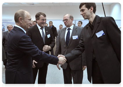 Председатель Правительства Российской Федерации В.В.Путин посетил Всероссийский научно-исследовательский институт экспериментальной физики (ВНИИЭФ), где ознакомился с новейшими разработками ядерного центра|24 февраля, 2012|19:57