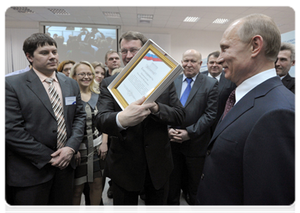 Prime Minister Vladimir Putin at the National Research Institute of Experimental Physics (VNIIEF), where he learnt about the latest developments at the nuclear centre|24 february, 2012|19:57