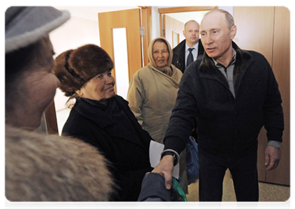 In Astrakhan, Prime Minister Vladimir Putin inspects a new block of flats provided to the residents of a building that was damaged by an explosion|28 february, 2012|17:16