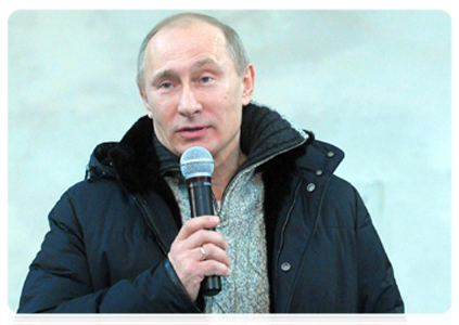 В ходе посещения шахтерского поселка Роза Председатель Правительства Российской Федерации В.В.Путин побеседовал с его жителями|4 февраля, 2012|18:36