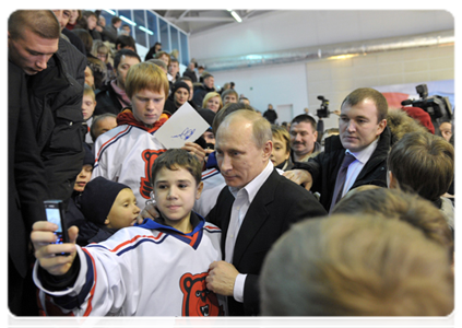 Prime Minister Vladimir Putin attended a match between Russian Amateur Ice Hockey League teams|4 february, 2012|21:41