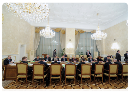 Председатель Правительства Российской Федерации В.В.Путин провёл заседание Президиума Правительства Российской Федерации|1 марта, 2012|17:27