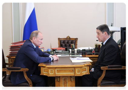 Prime Minister Vladimir Putin meets with Minister of Culture Alexander Avdeyev|11 march, 2012|11:45