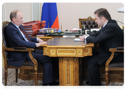 Prime Minister Vladimir Putin meets with Energy Minister Sergei Shmatko|14 march, 2012|12:10