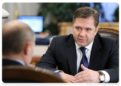 Minister of Energy Sergei Shmatko at a meeting with Prime Minister Vladimir Putin|14 march, 2012|12:20