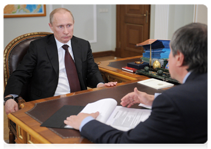 Prime Minister Vladimir Putin meeting with Deputy Prime Minister Igor Sechin|16 march, 2012|17:20
