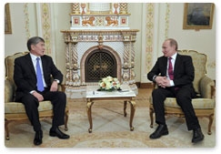 Vladimir Putin meets with Kyrgyz President Almazbek Atambayev
