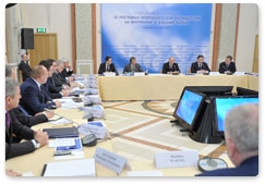 В.В.Путин провёл в г. Кириши совещание по вопросу поставок природного газа потребителям на внутренний и внешний рынки