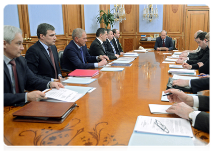 Председатель Правительства Российской Федерации В.В.Путин провёл совещание по вопросу реализации и финансирования федеральных целевых программ|26 марта, 2012|11:39