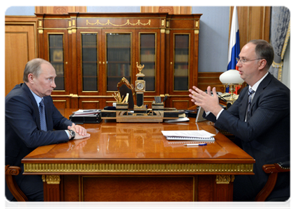 Prime Minister Vladimir Putin meeting with Russian Direct Investment Fund CEO Kirill Dmitriev|27 march, 2012|12:58