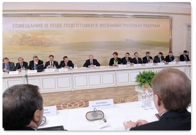 Председатель Правительства Российской Федерации В.В.Путин провёл в Воронеже совещание по вопросу подготовки к весенним полевым работам