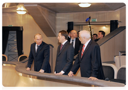 Prime Minister Vladimir Putin visiting the Koltsov Academic Drama Theatre in Voronezh, where a major renovation is nearing completion|28 march, 2012|21:29