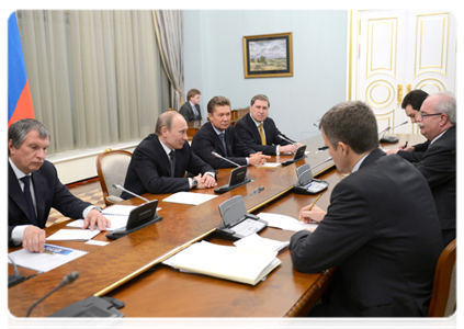 Prime Minister Vladimir Putin meets with Statoil CEO Helge Lund and Total CEO Christophe de Margerie|30 march, 2012|12:00