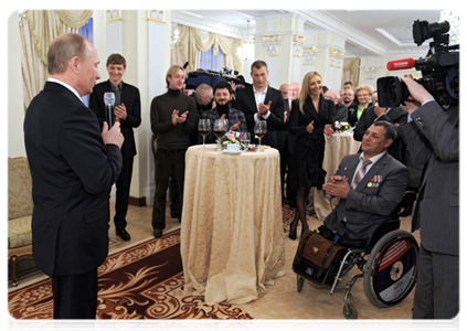 В.В.Путин встретился со своими сторонниками, оказавшими наиболее активную поддержку его кандидатуры на должность Президента Российской Федерации в ходе избирательной кампании|5 марта, 2012|21:40