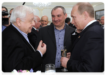 Vladimir Putin, Artistic Director and Director of the Moscow Art Theatre named after Chekhov Oleg Tabakov and musician and actor, director of the engineering department of the Marussia Formula-1 team Nikolai Fomenko|5 march, 2012|21:41