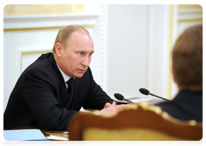 Prime Minister Vladimir Putin at a Government Presidium meeting|7 march, 2012|16:31