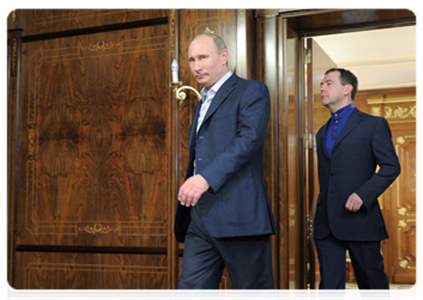 Встреча Д.А.Медведева и В.В.Путина в Сочи|8 марта, 2012|14:36