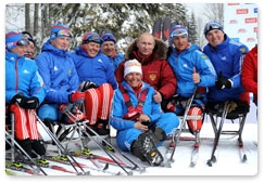 В.В.Путин побывал на чемпионате России для паралимпийцев по лыжным гонкам и биатлону, проходящем в Сочи