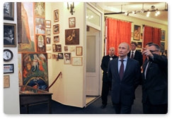 В.В.Путин посетил в Санкт-Петербурге театр «Русская антреприза» имени Андрея Миронова