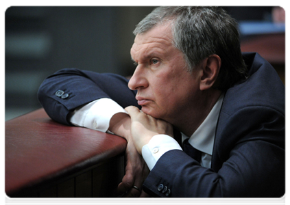 Deputy Prime Minister Igor Sechin at a session of the State Duma|11 april, 2012|15:59