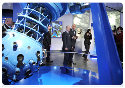 Председатель Правительства Российской Федерации В.В.Путин в День космонавтики посетил Большой планетарий Москвы|12 апреля, 2012|16:15