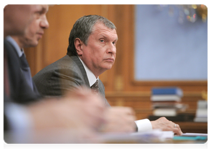 Deputy Prime Minister Igor Sechin at a meeting on promoting the development of the continental shelf|12 april, 2012|19:16