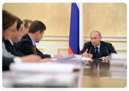 Председатель Правительства Российской Федерации В.В.Путин провёл совещание по бюджетным проектировкам на 2013–2015 годы|17 апреля, 2012|19:17