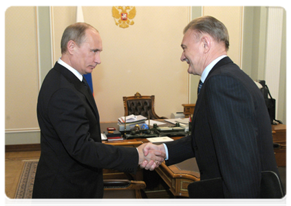 Prime Minister Vladimir Putin holds a meeting with Ryazan Region Governor Oleg Kovalyov|18 april, 2012|20:48