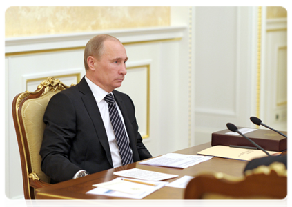Prime Minister Vladimir Putin at a meeting of the Government Presidium|19 april, 2012|17:02