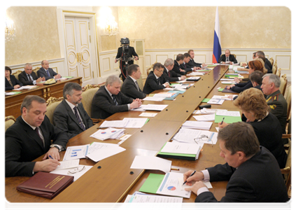 Prime Minister Vladimir Putin at a meeting of the Government Presidium|19 april, 2012|17:03