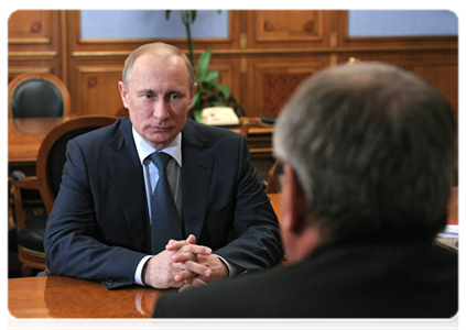 Prime Minister Vladimir Putin meeting with VTB Bank President Andrei Kostin|20 april, 2012|14:30
