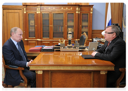 Prime Minister Vladimir Putin meeting with VTB Bank President Andrei Kostin|20 april, 2012|14:30